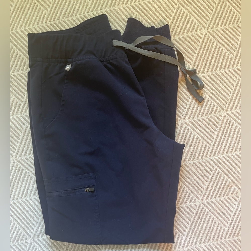 Navy Figs Zamora Joggers-Medium
